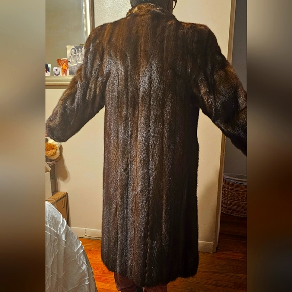 Brown Full-Length Mink Coat Sz Medium Female Satin Lining Velvet Pockets